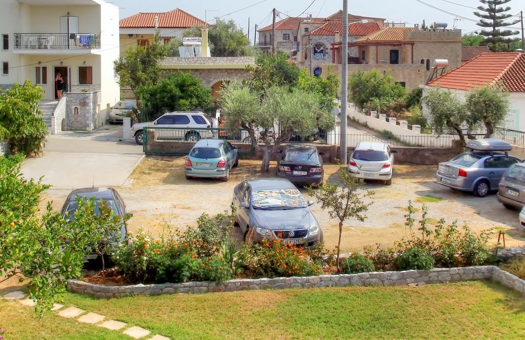 Stoúpa Maistreli Hotel Apartments الغرفة الصورة